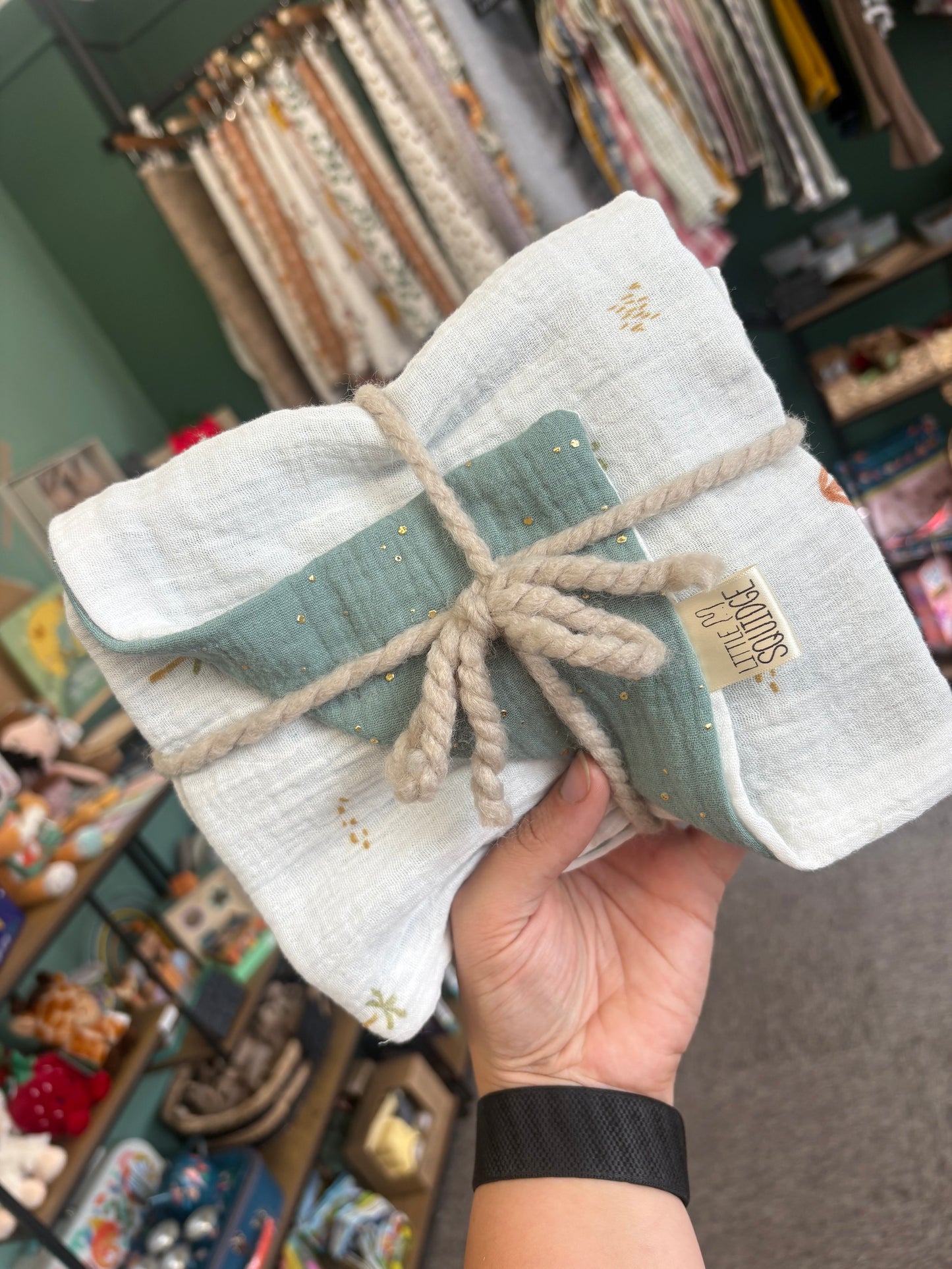PRE MADE MIDI DOUBLE MUSLIN BLANKET