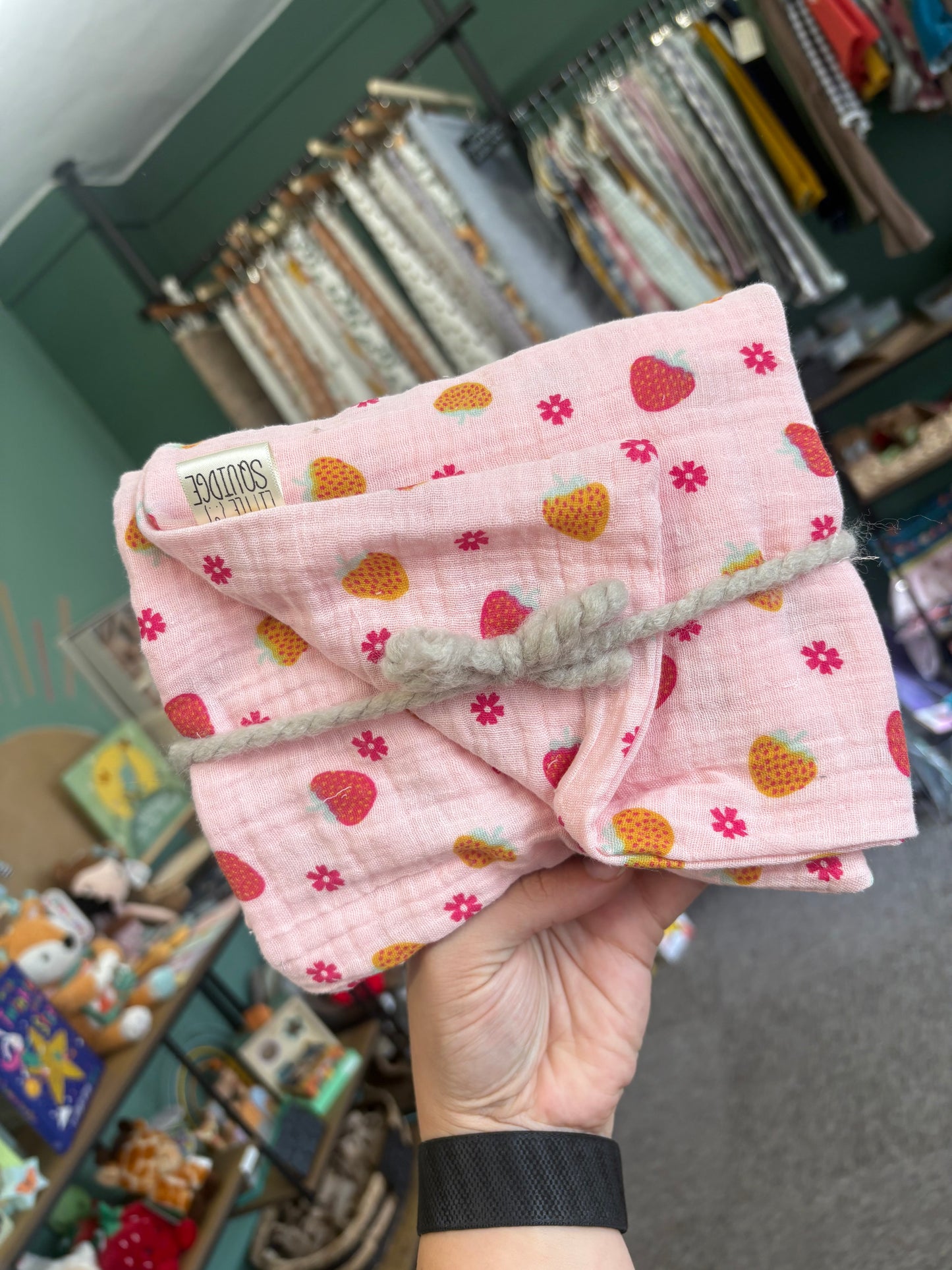 PRE MADE MIDI DOUBLE MUSLIN BLANKET