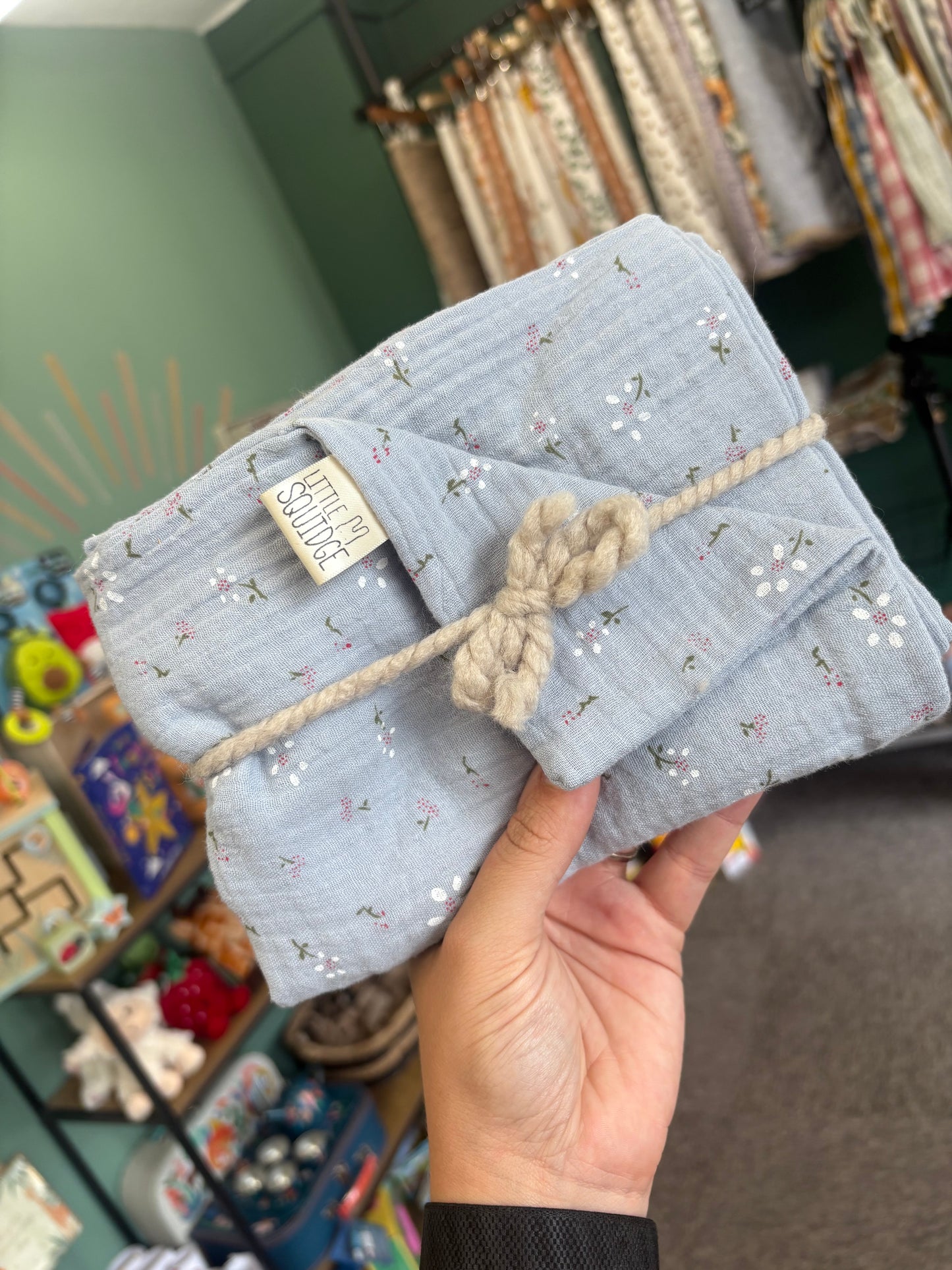 PRE MADE MIDI DOUBLE MUSLIN BLANKET