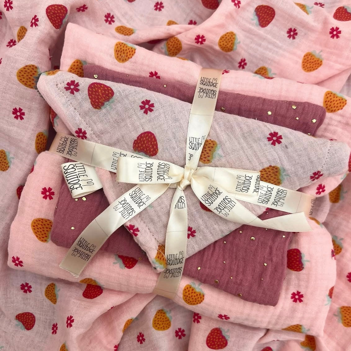 LARGE BLANKET - FLUFFY AND DOUBLE MUSLIN