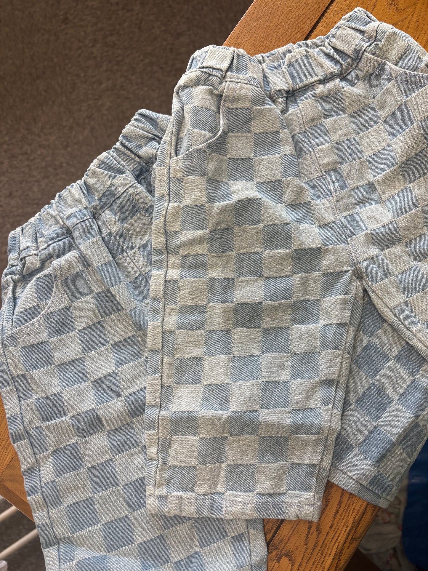 CHECK JEANS