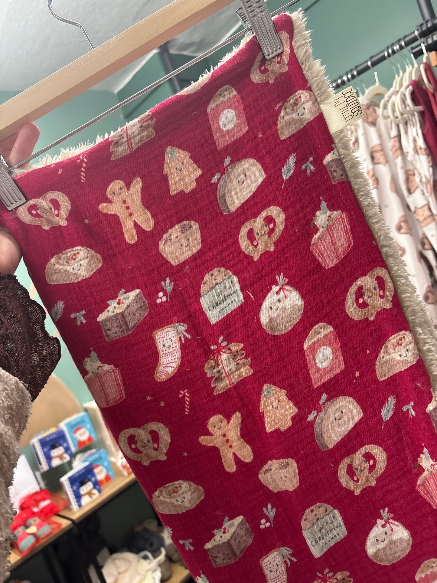 CHRISTMAS MIDI BLANKETS