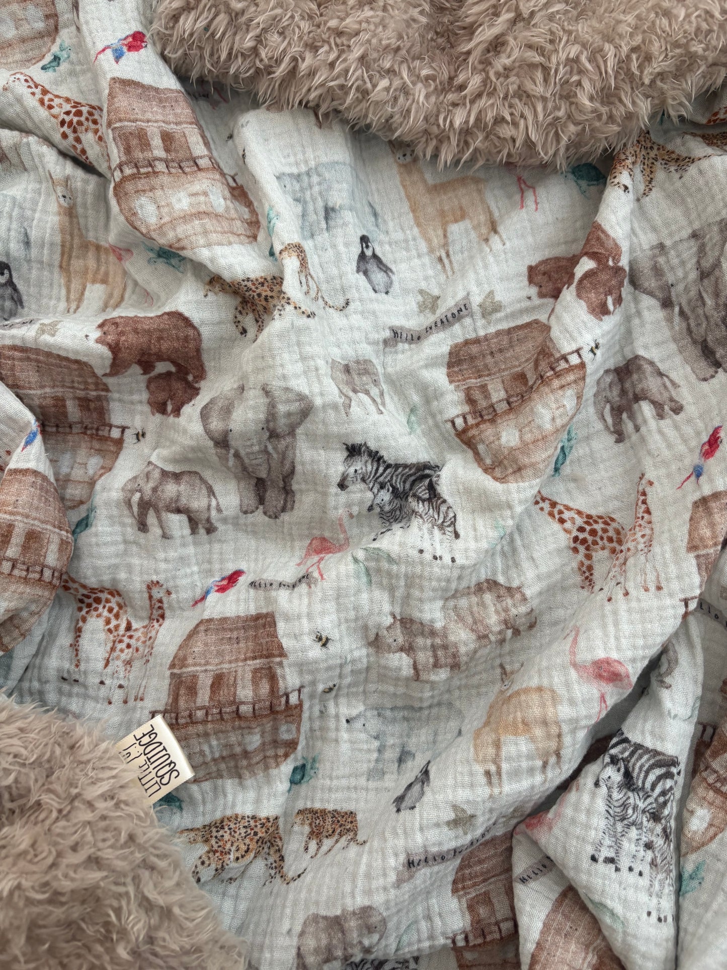 SUMMER PRE MADE DROP - FLUFFY BLANKETS