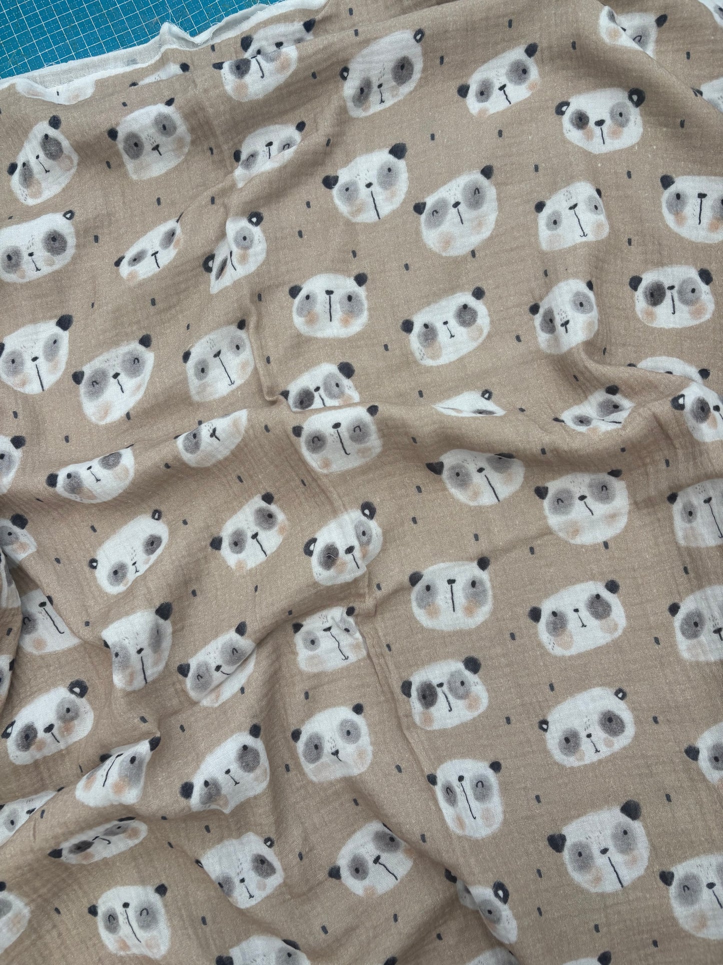 PRE MADE MIDI FLUFFY BLANKET