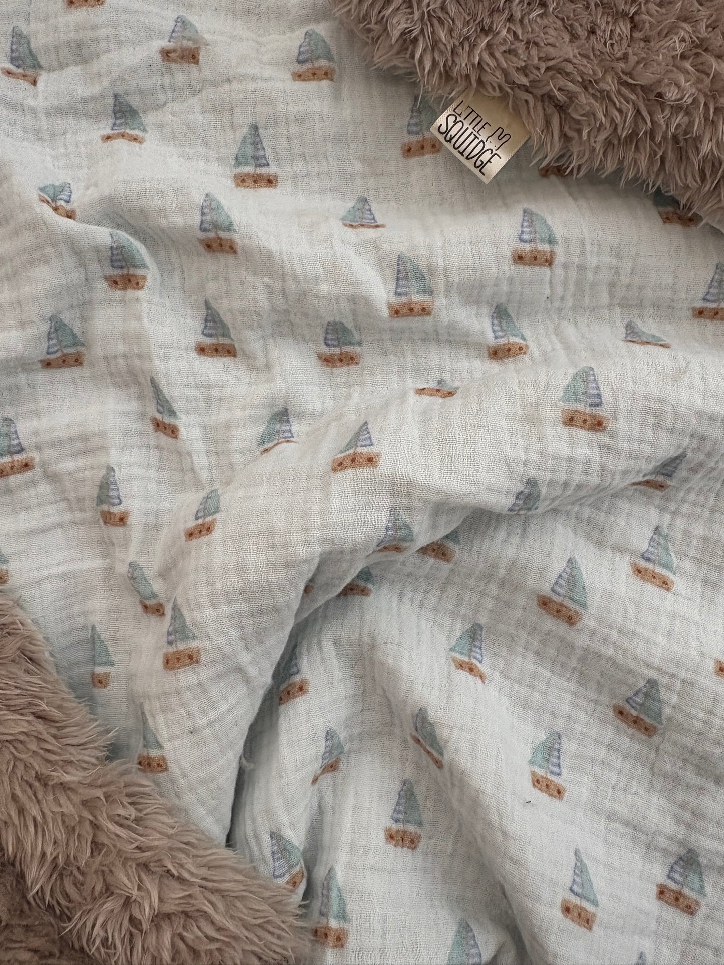 SUMMER PRE MADE DROP - FLUFFY BLANKETS