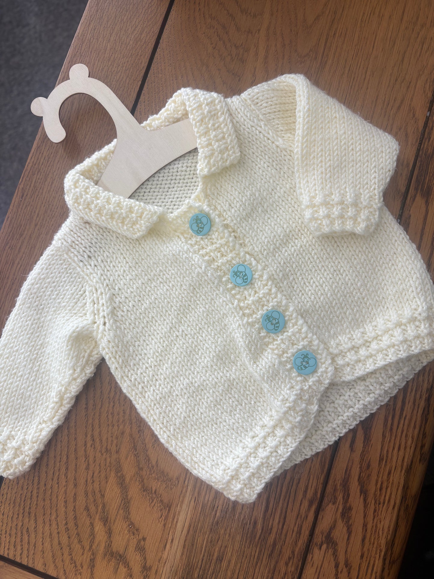 Knitted & Crochet cardigans/jackets