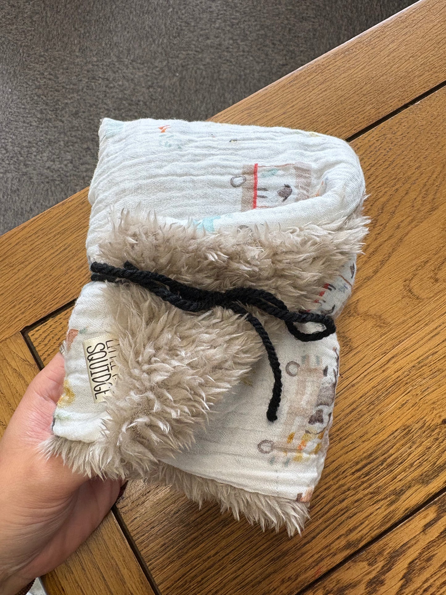 MINI BLANKET